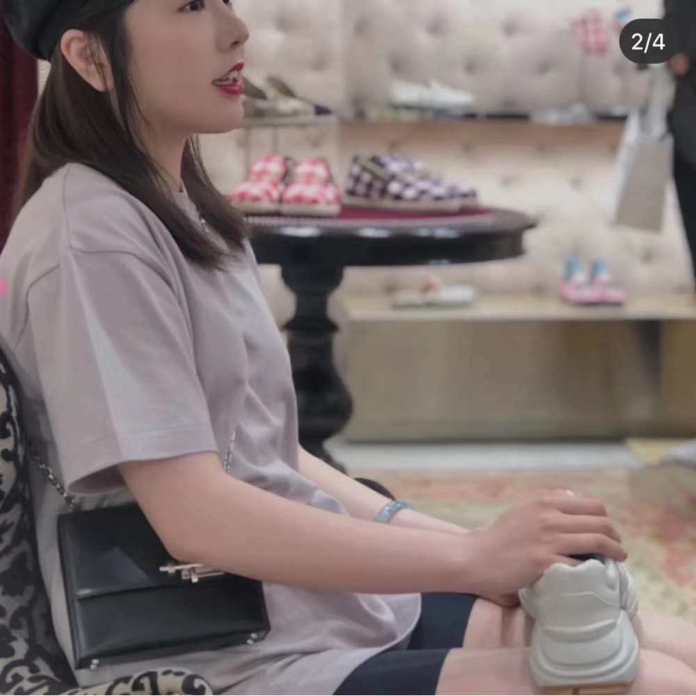 a.JPG