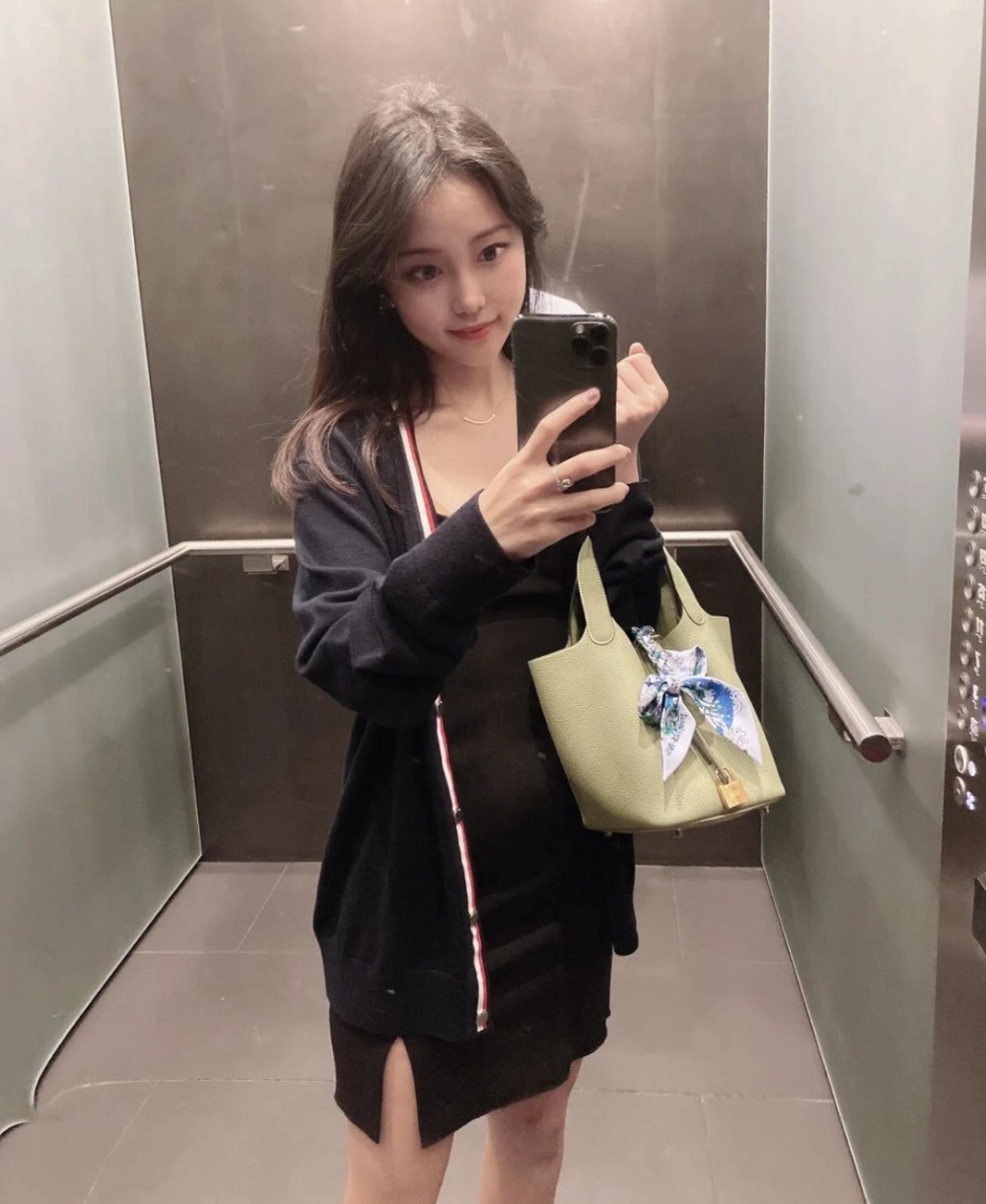 C.JPG
