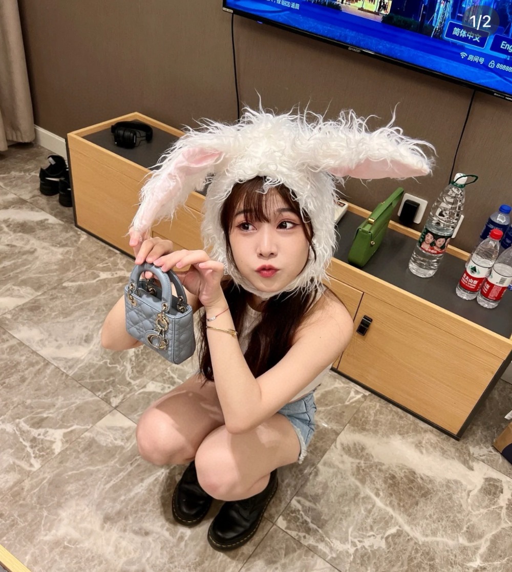 c.JPG