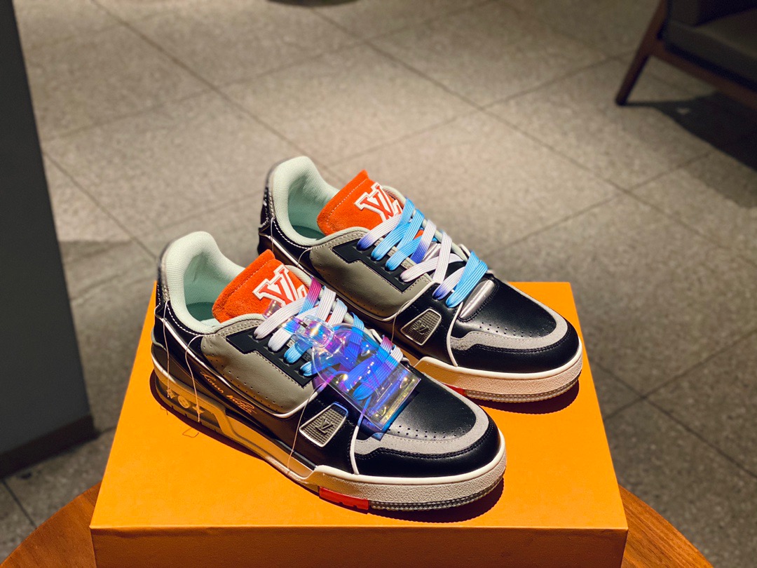 루이비통 LV TRAINER 트레이너 스니커즈
