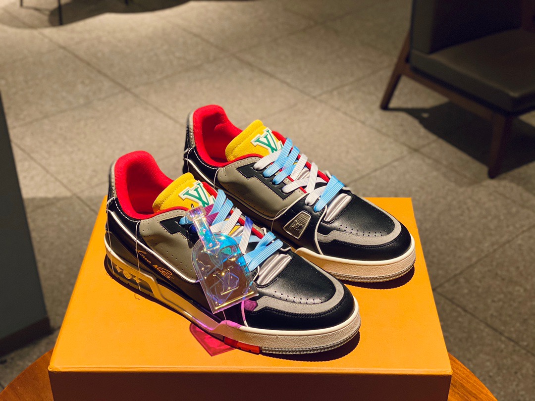루이비통 LV TRAINER 트레이너 스니커즈