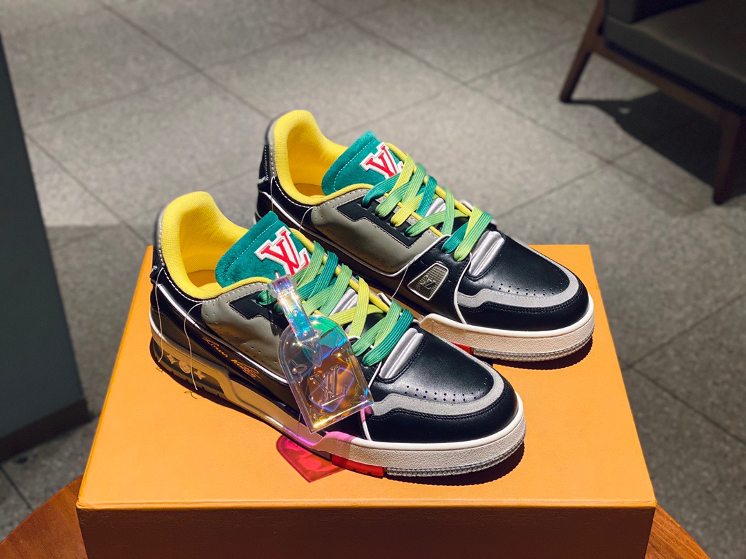 루이비통 LV TRAINER 트레이너 스니커즈