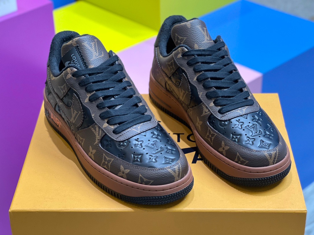 루이비통 LV TRAINER X NIKE 트레이너 스니커즈