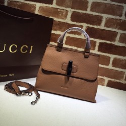 구찌 Gucci 370831 27CM