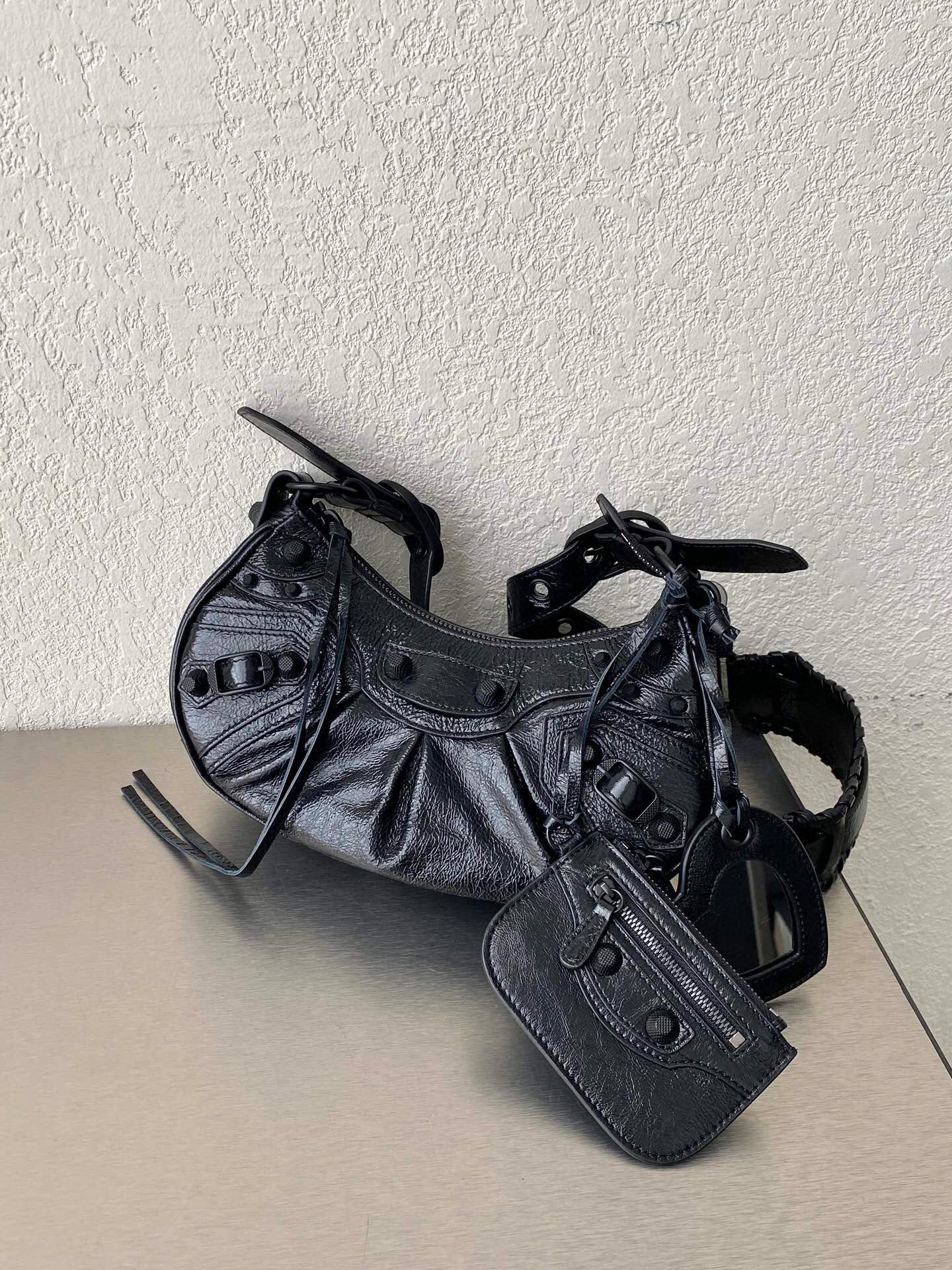 발렌시아가 Balenciaga 671309 Le Cagole XS 숄더 백 26cm