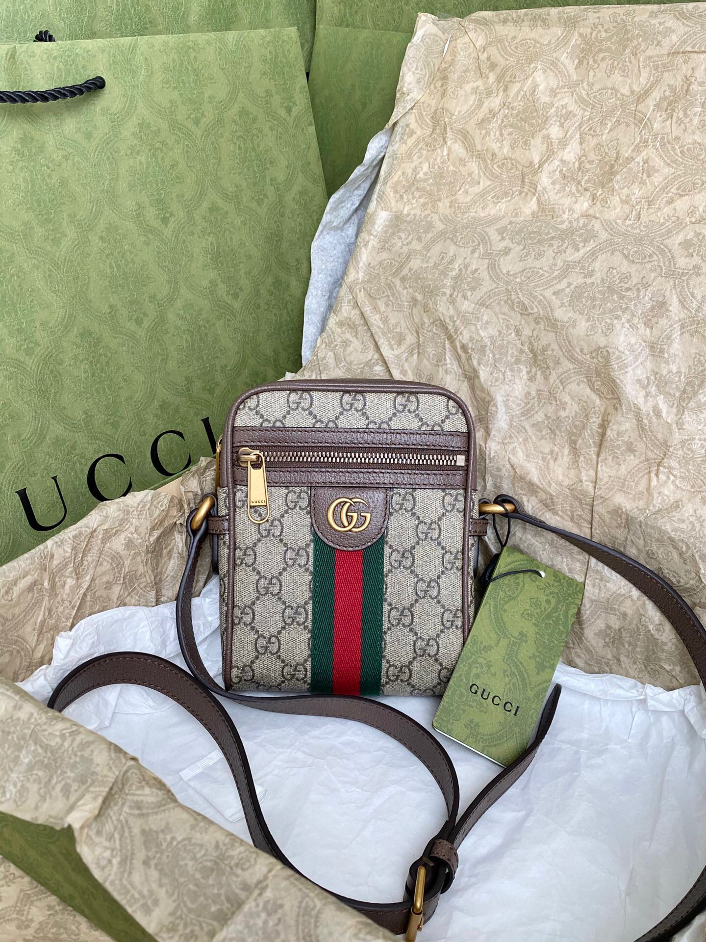 구찌 Gucci 598127 [오피디아] GG 숄더백 18cm
