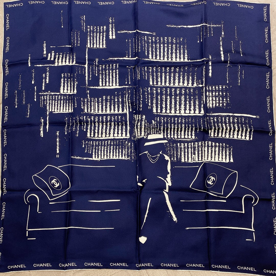 샤넬 CHANEL 스카프 네이비 90cm