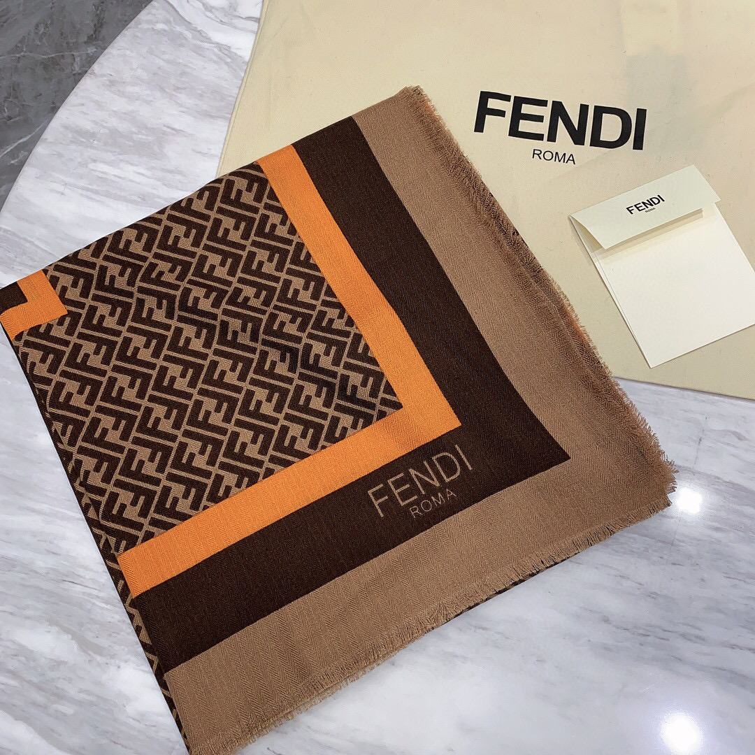 펜디 FENDI 스카프 망토 140cm