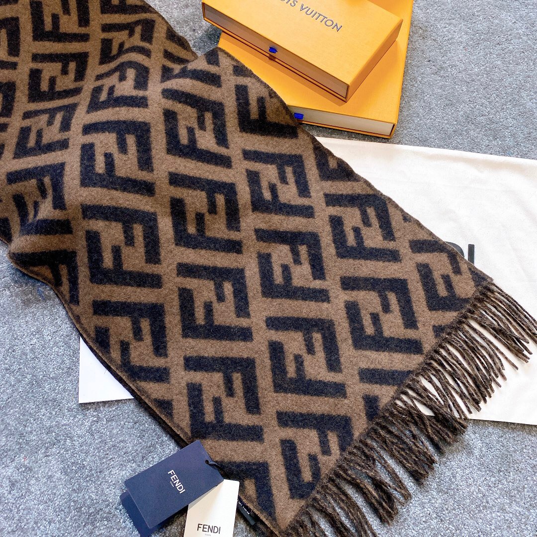 펜디 FENDI 스카프 캐시미어