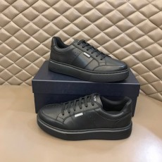 프라다 Prada 스니커즈