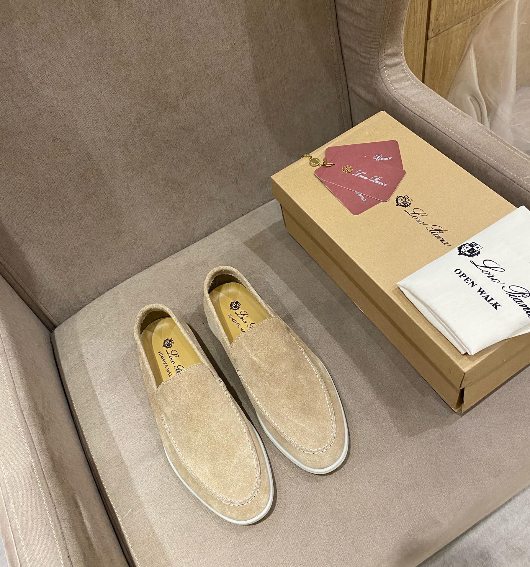 로로피아나  Loro Piana Summer Walk 썸머 워크