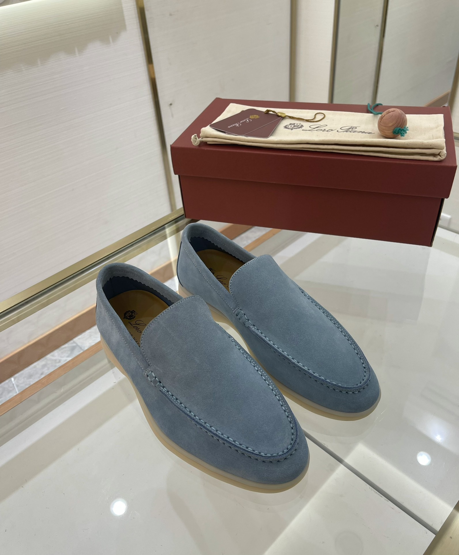 로로피아나  Loro Piana Summer Walk 썸머 워크