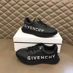 지방시 Givenchy GIV Runner 스니커즈