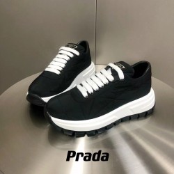 프라다 Prada 스니커즈