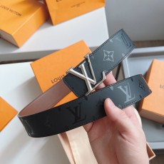 루이비통 Louis Vuitton 벨트 40mm