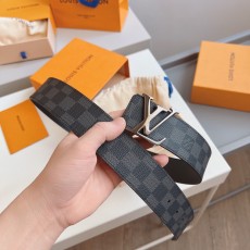 루이비통 Louis Vuitton 벨트 40mm