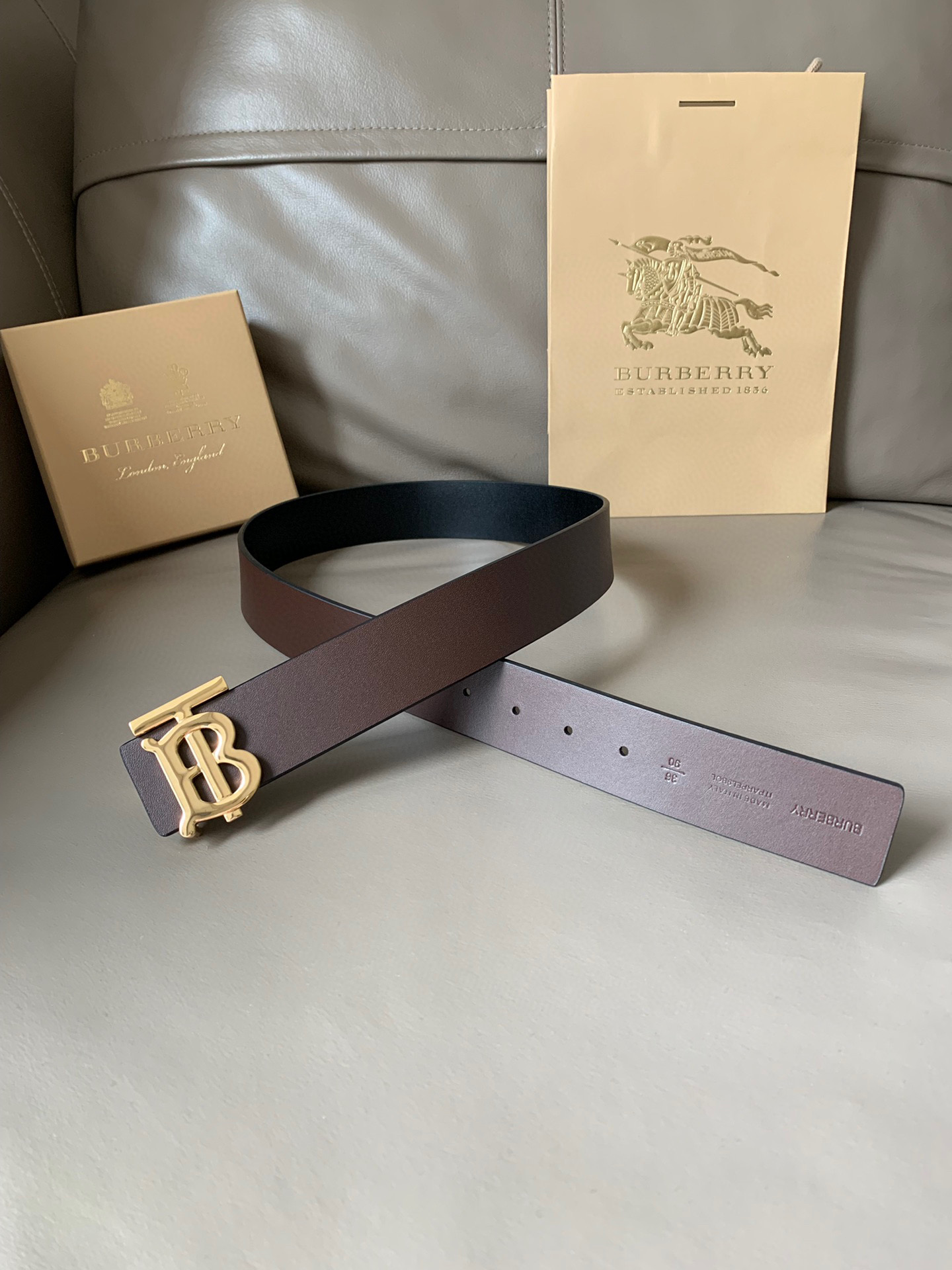 버버리 벨트 Burberry 벨트 40mm