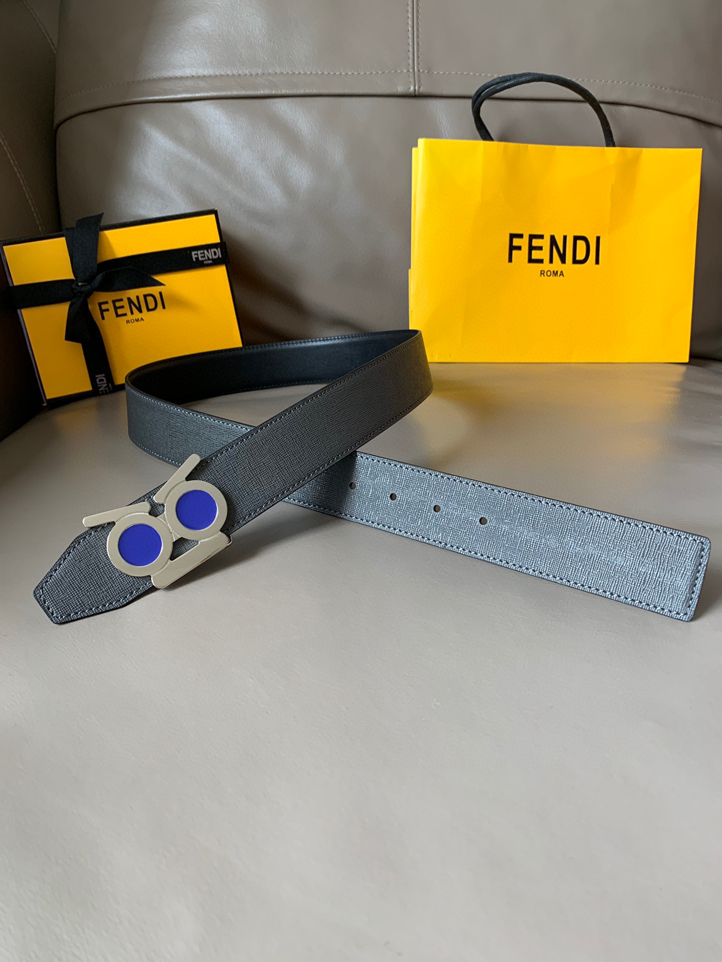 펜디 FENDI 블랙 38mm