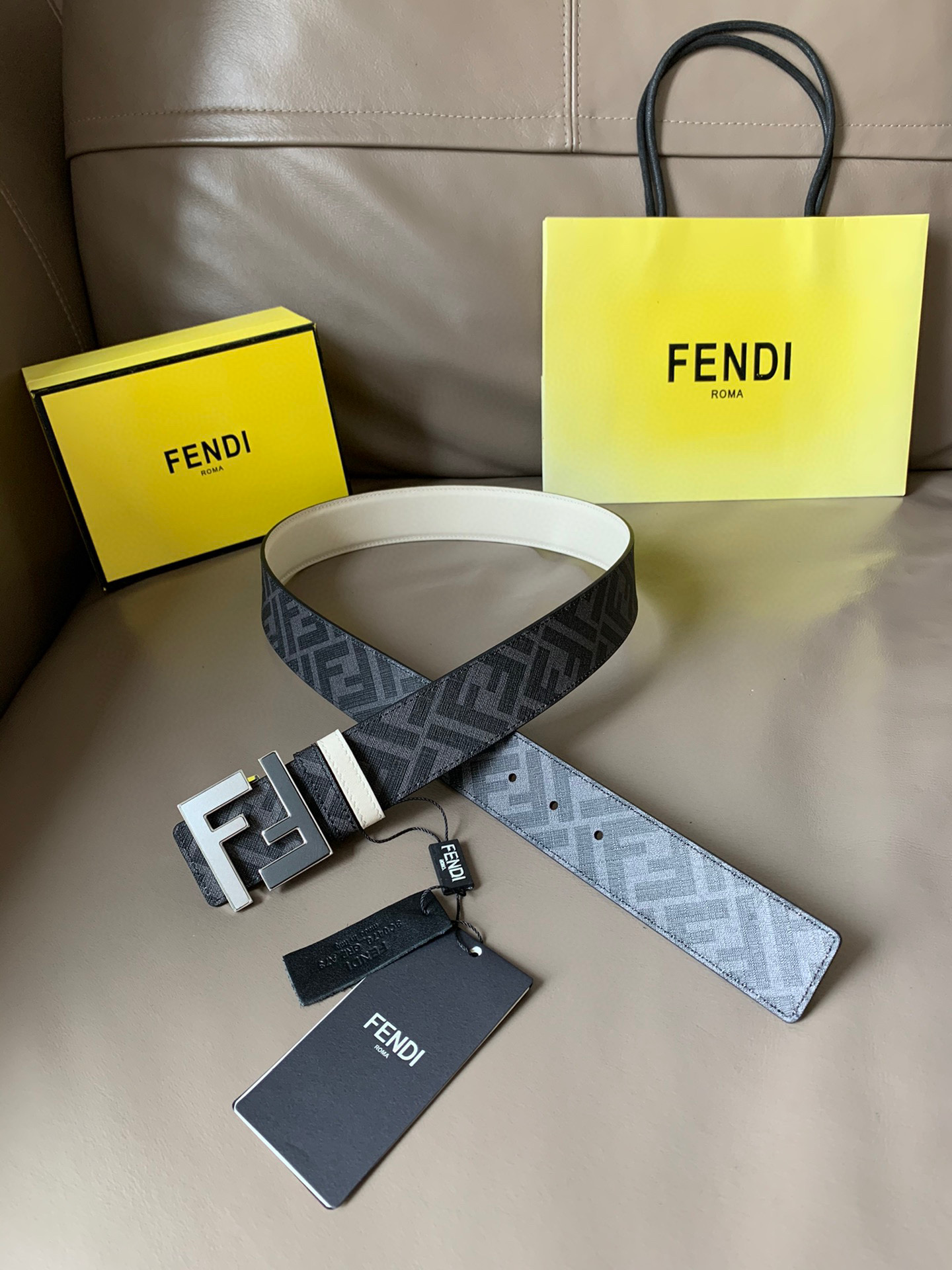 발펜디 FENDI 벨트 40mm
