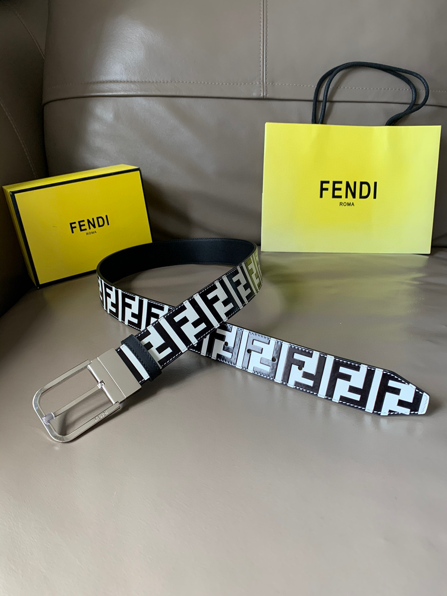 발펜디 FENDI 벨트 34mm