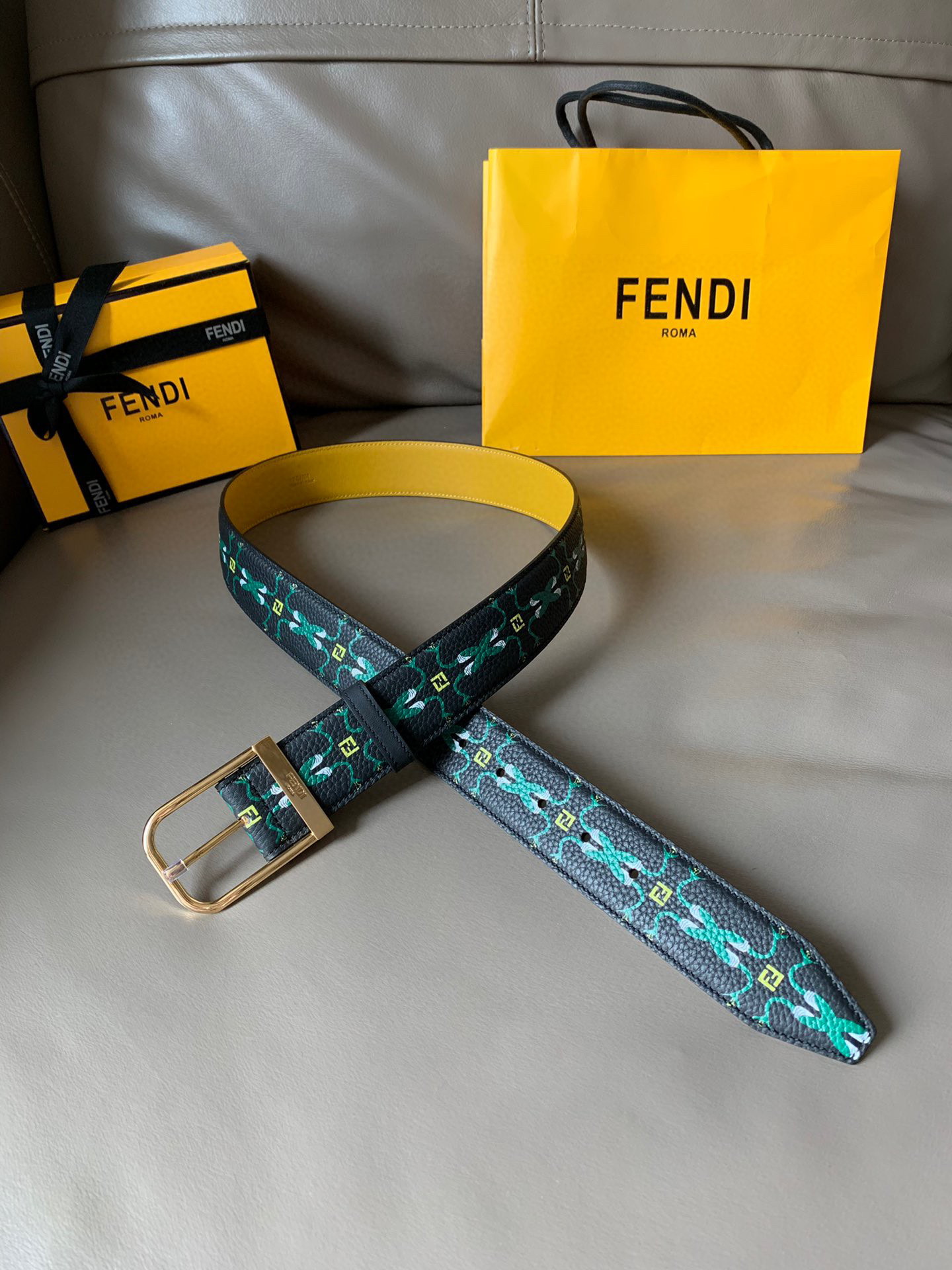 발펜디 FENDI 벨트 40mm