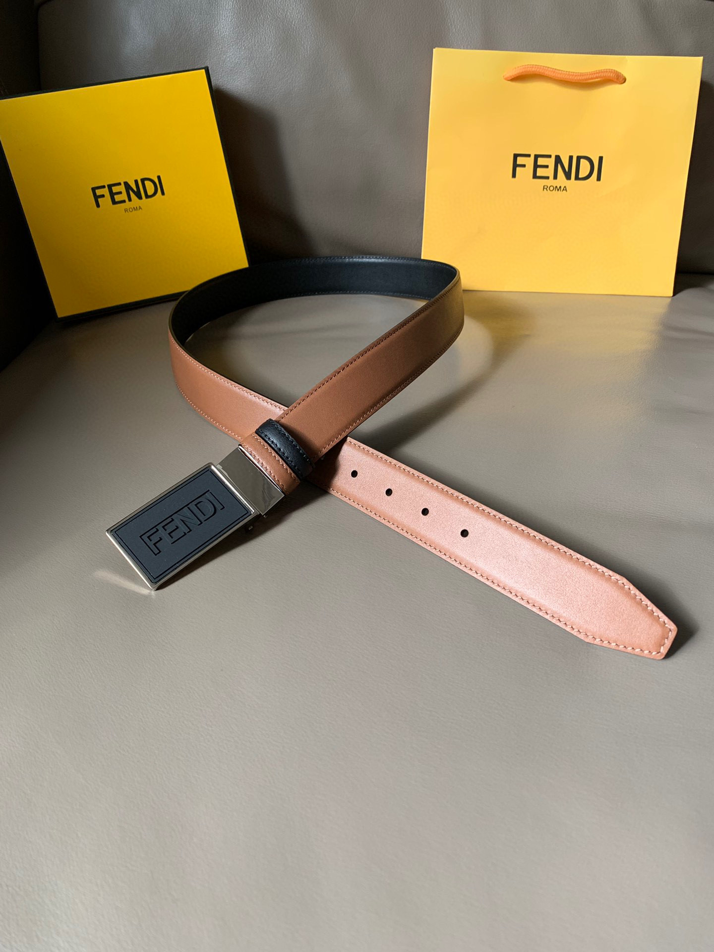 발펜디 FENDI 벨트 34mm