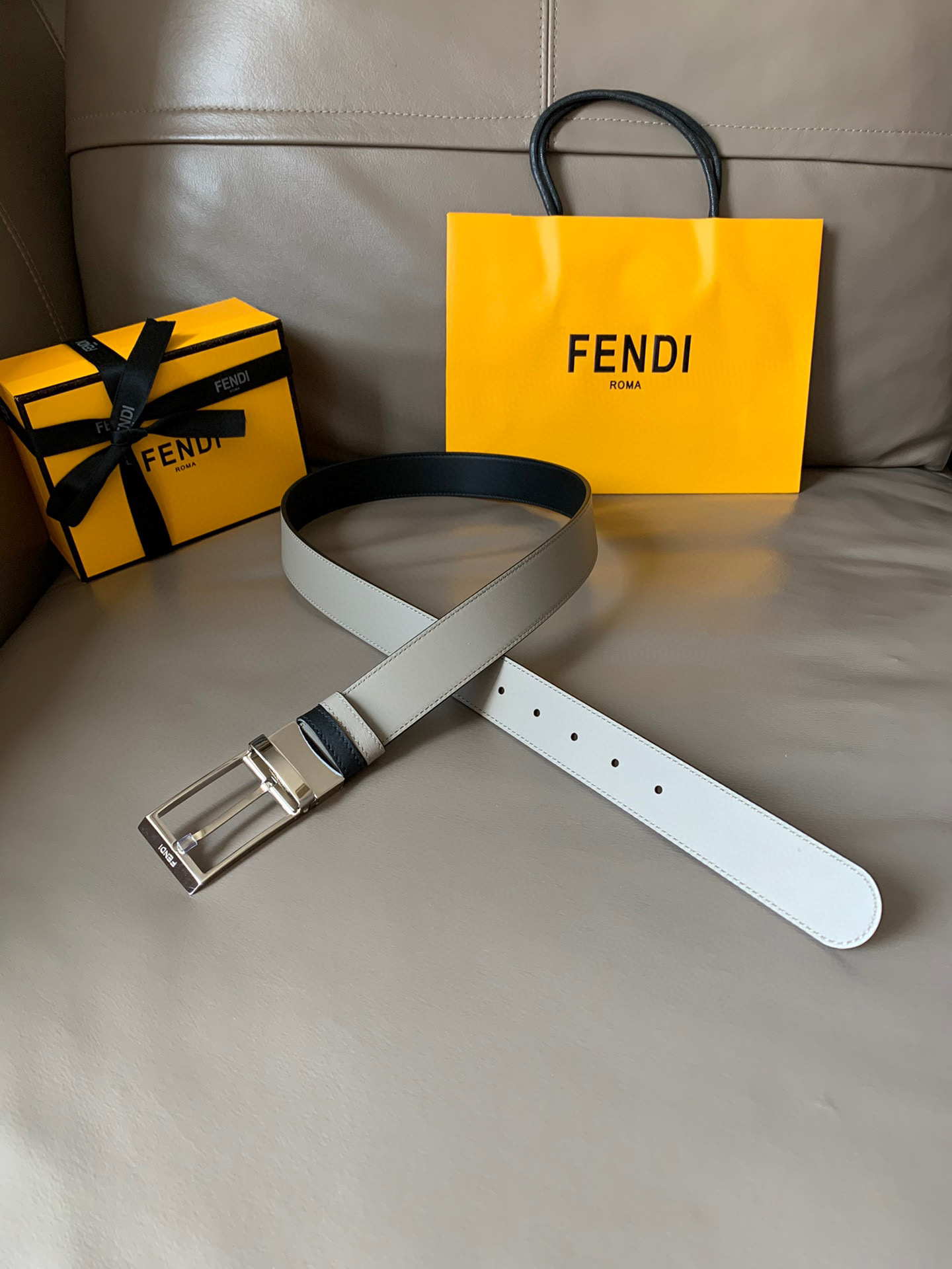 발펜디 FENDI 벨트 34mm