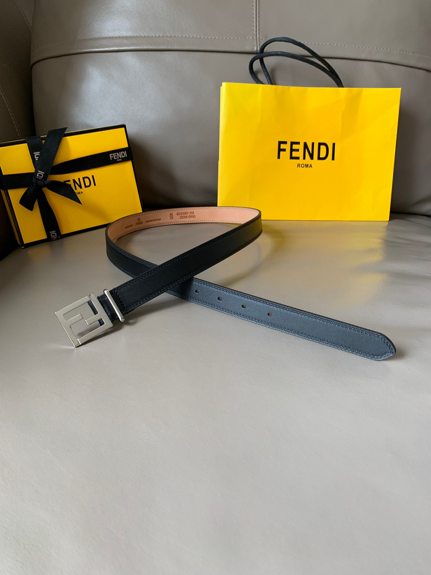 발펜디 FENDI 벨트 24mm