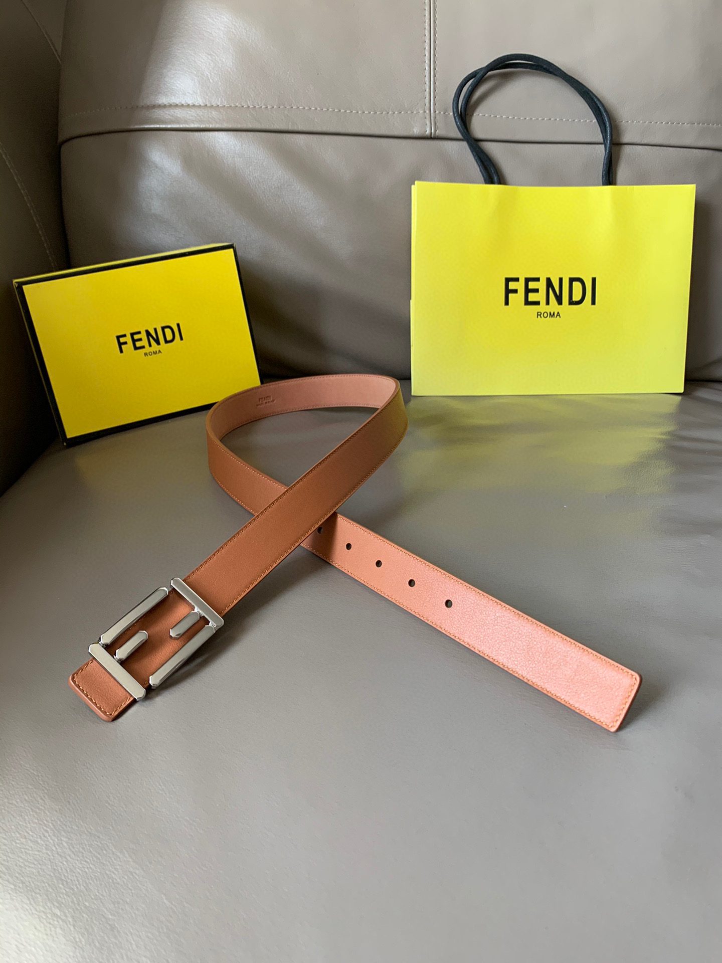 발펜디 FENDI 벨트 30mm