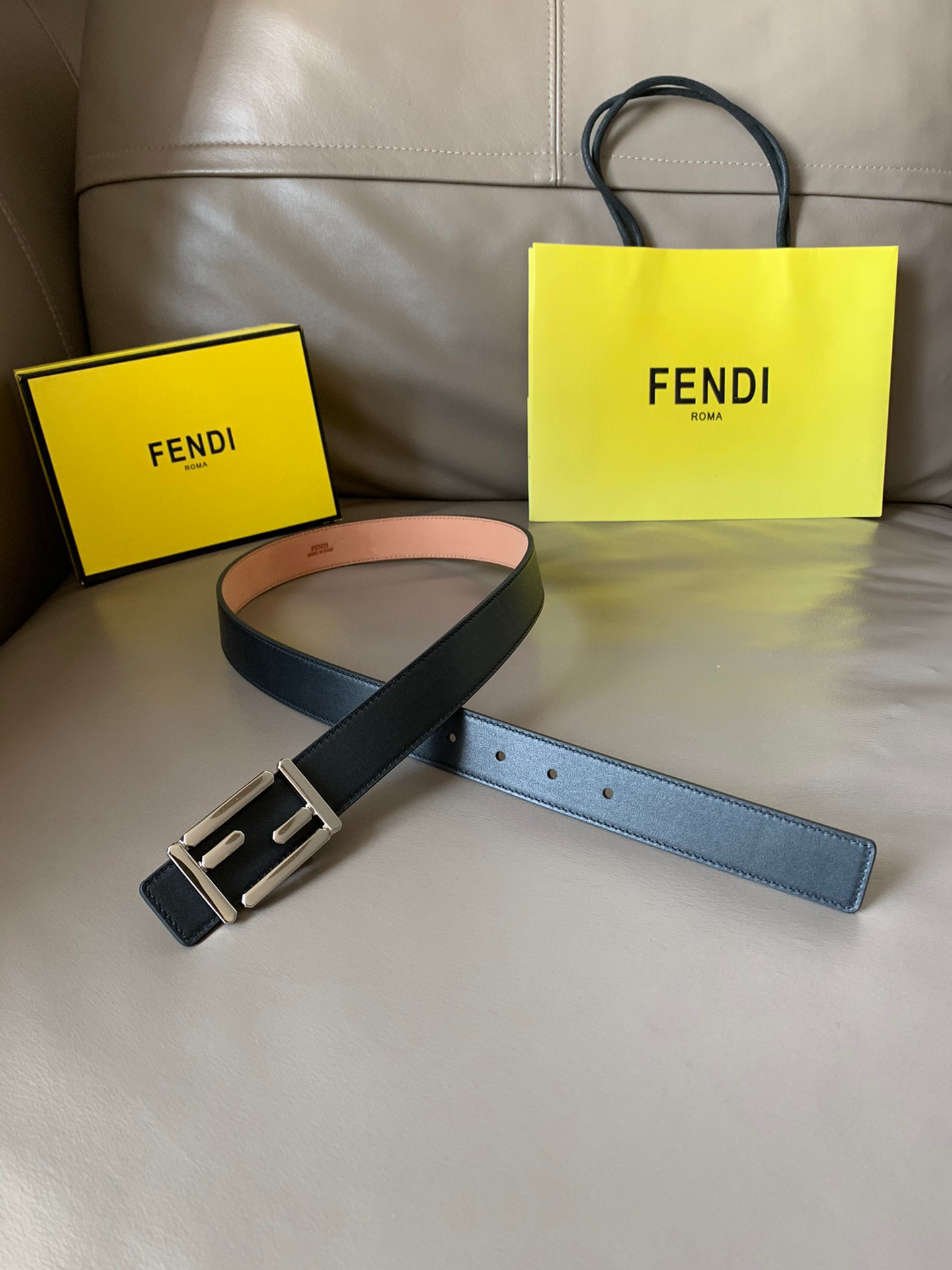 발펜디 FENDI 벨트 30mm