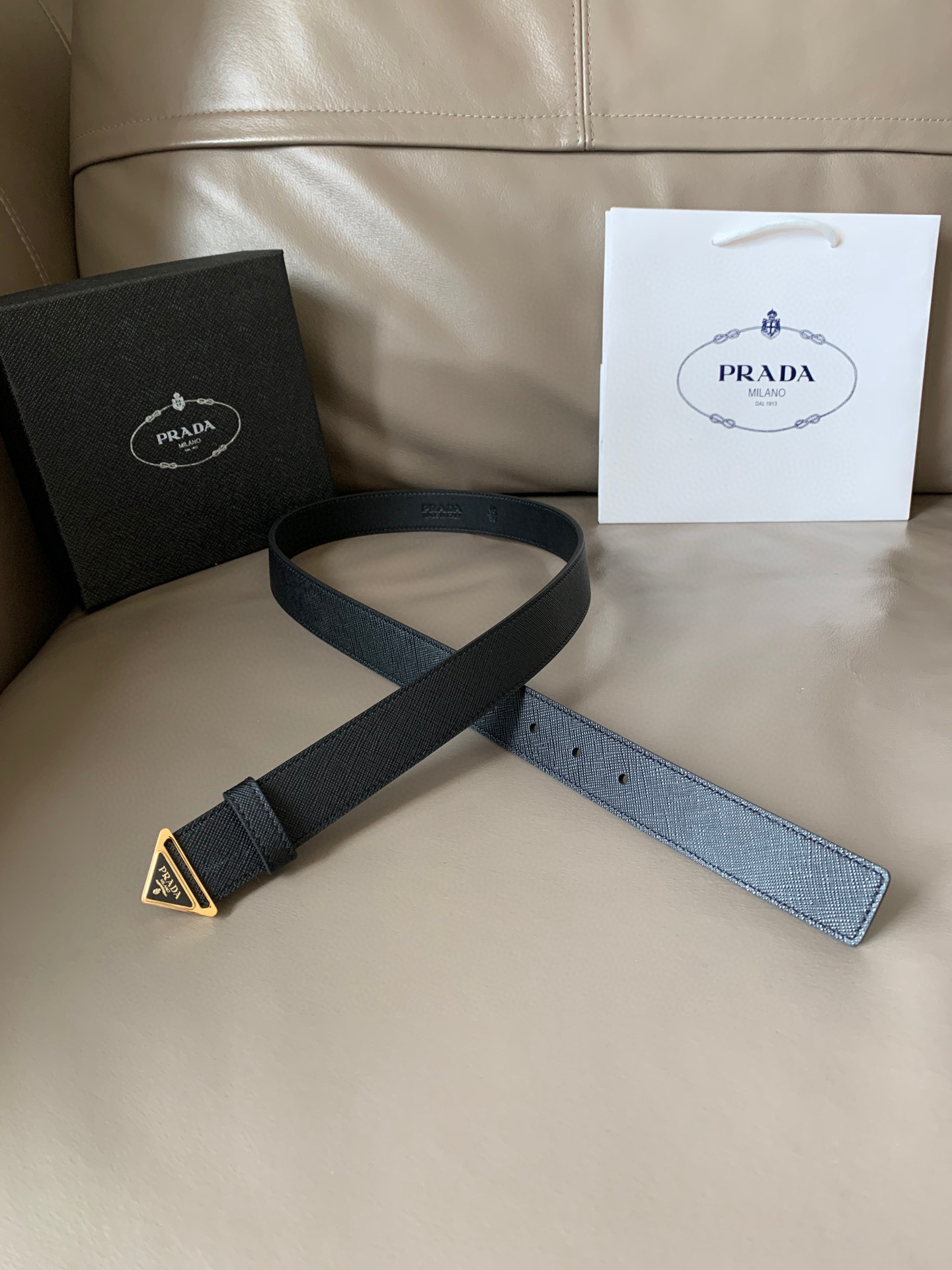 프라다 Prada 블랙 30mm