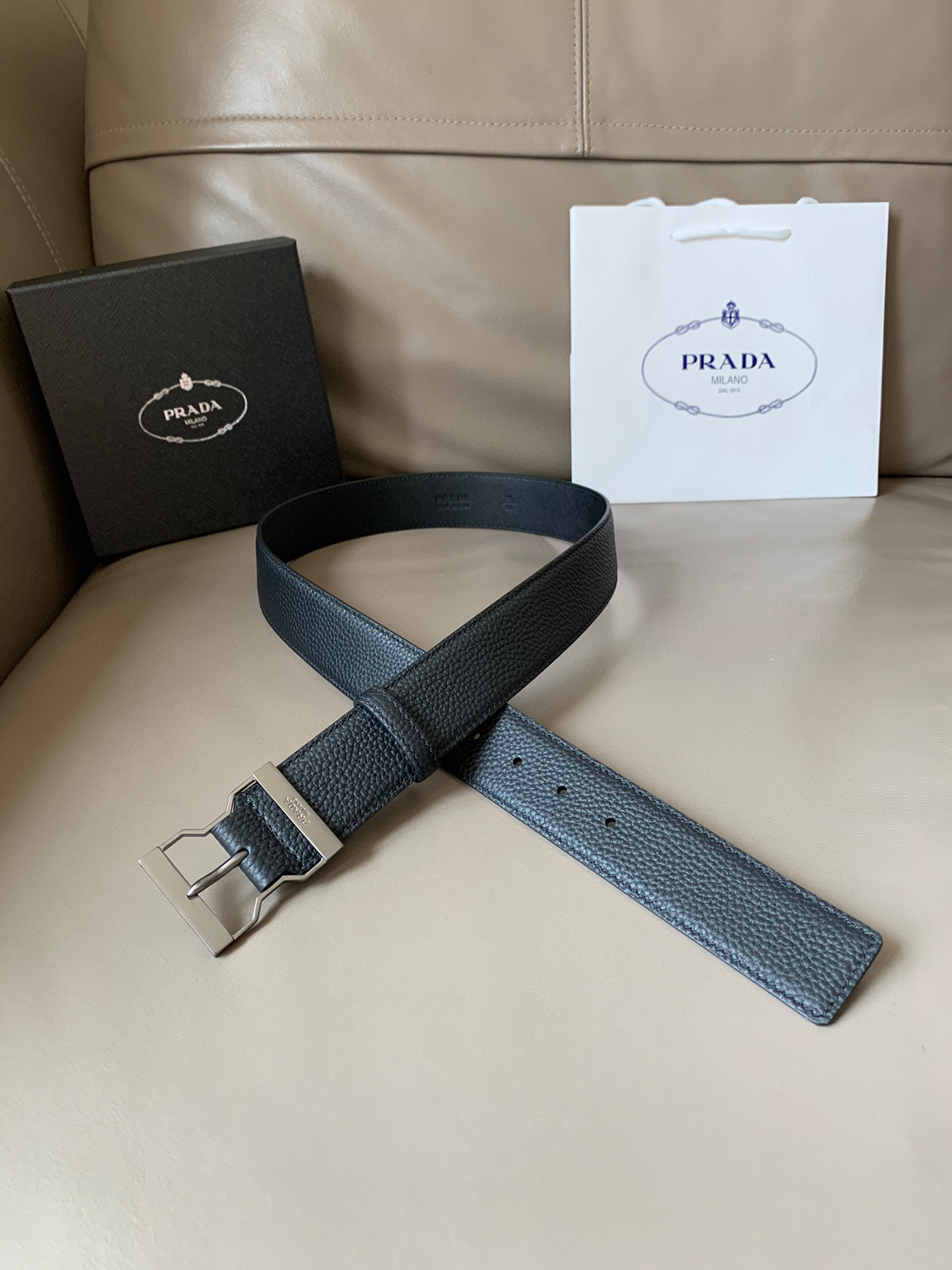 프라다 Prada 벨트 40mm