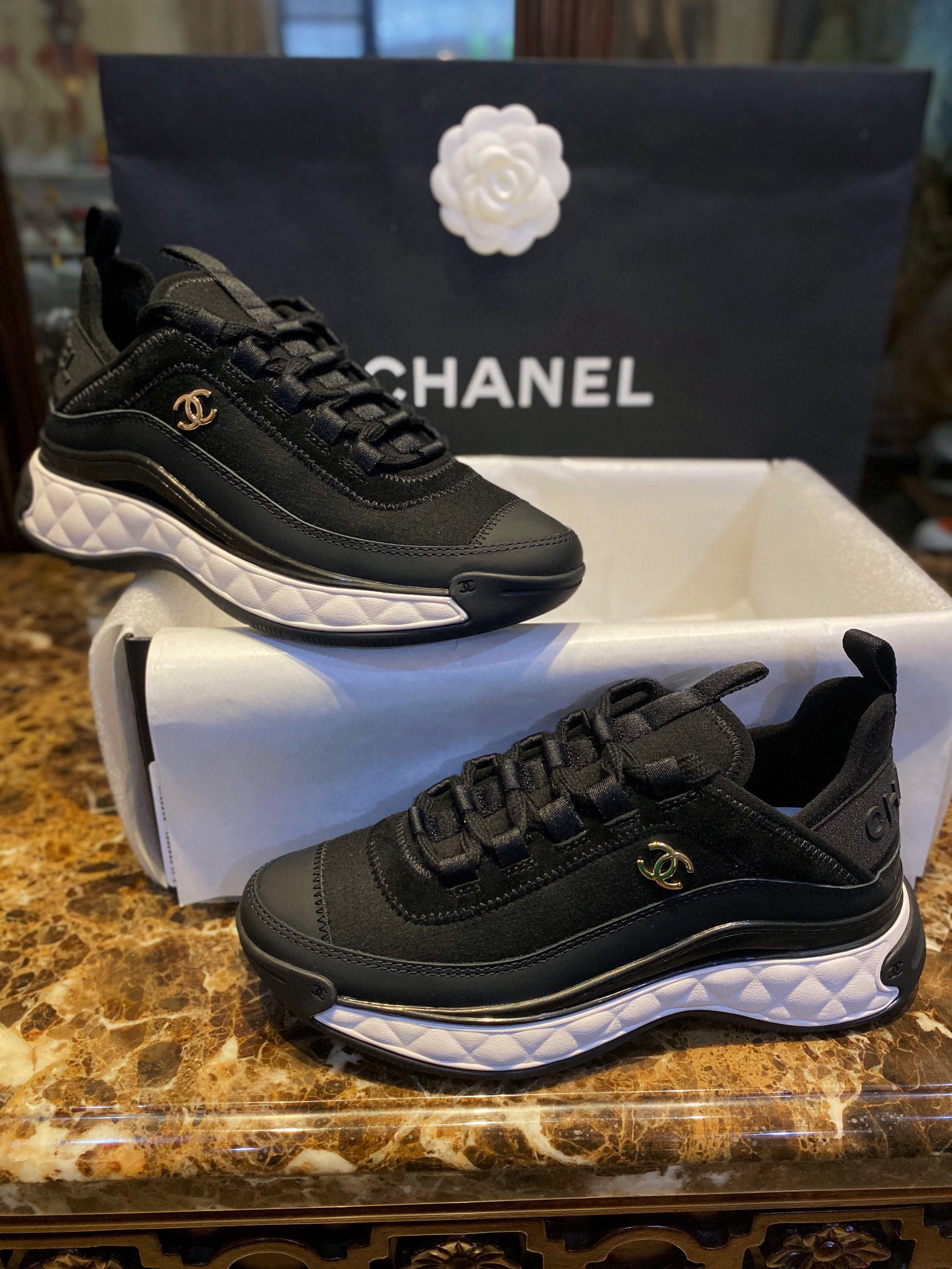 샤넬 CHANEL 스니커즈