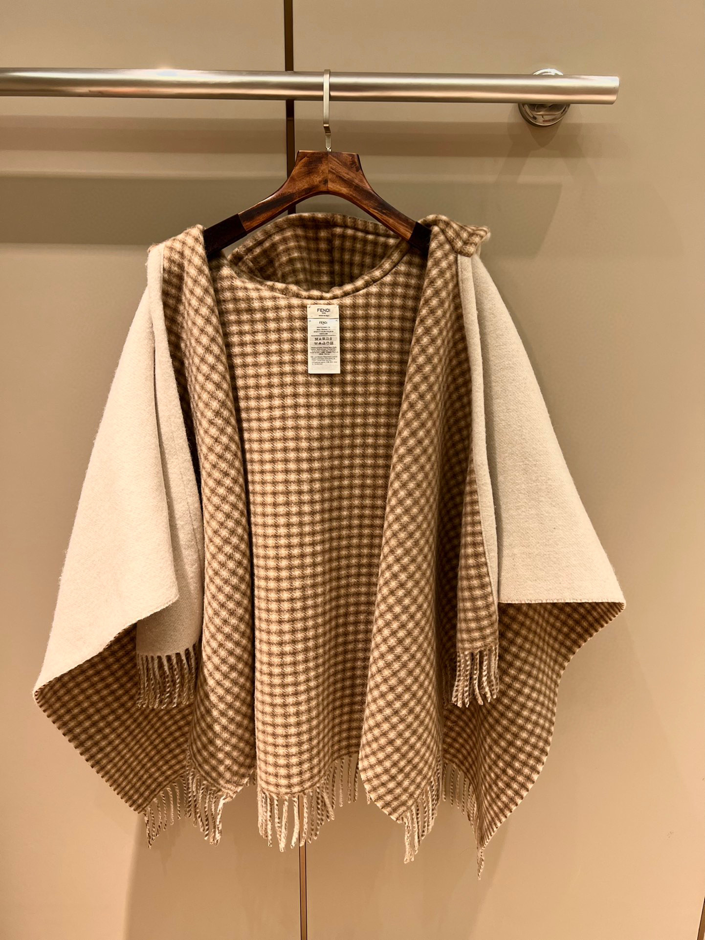 버버리 Burberry 울 캐시미어 후드 케이프  123*132cm