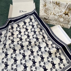 디올 Dior 스카프 마젠타 Scarf 90*90cm