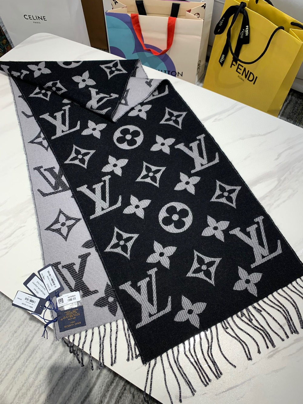 루이비통 Louis Vuitton 스위트 드림즈 스카프 180*35cm