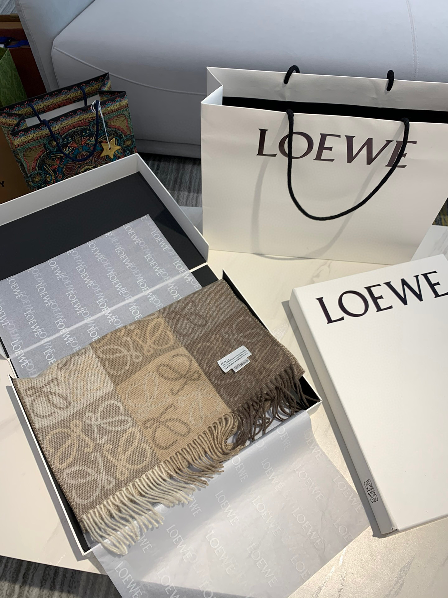 로에베 Loewe 스카프 180x40cm