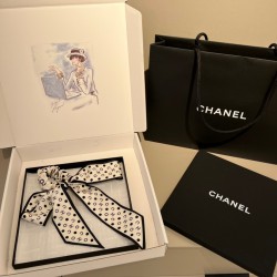 샤넬 CHANEL 머리 장식