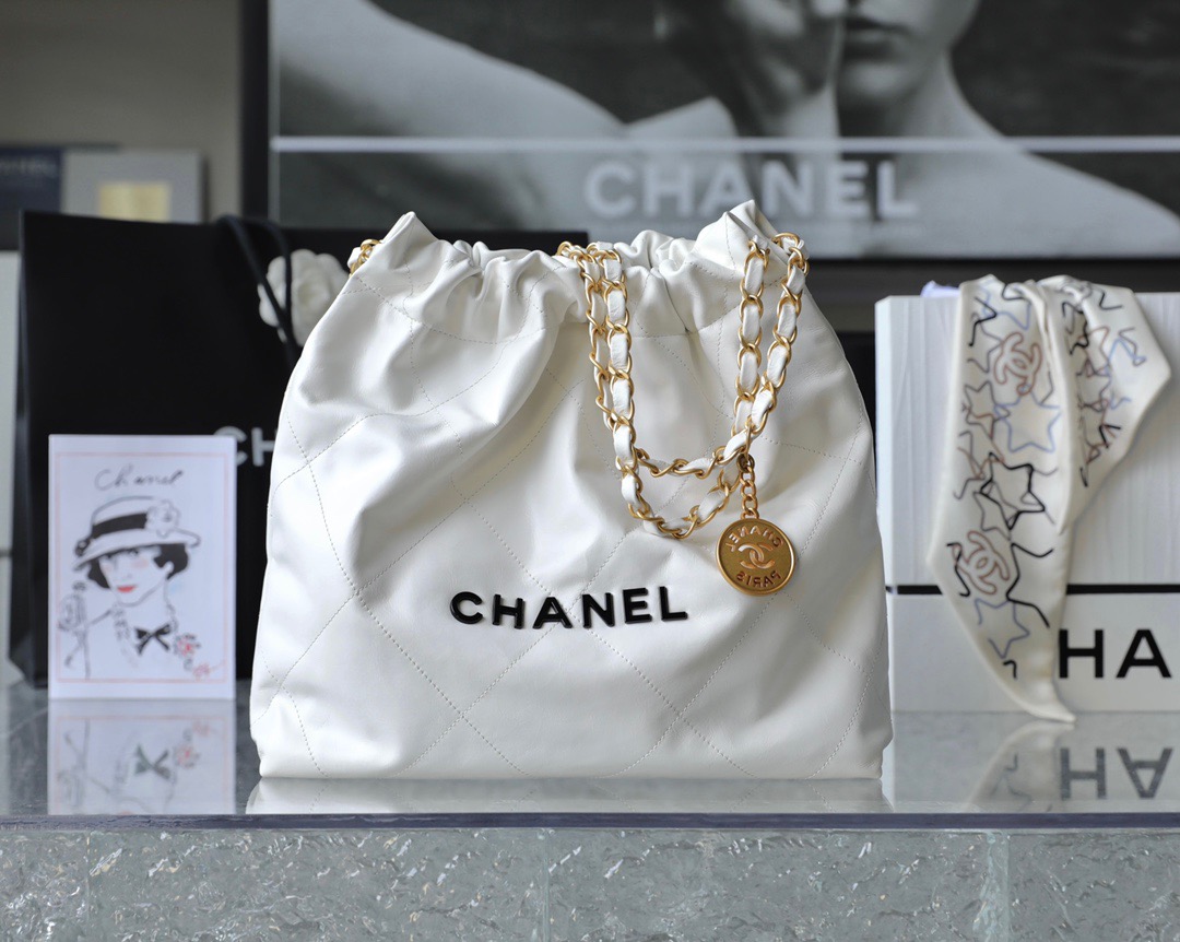 CHANEL 22 핸드백 스몰  34.5MM
