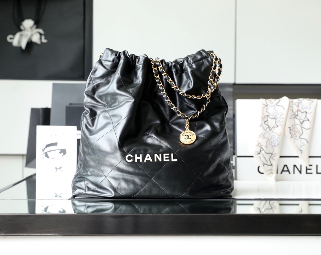 CHANEL 22 핸드백 라지  47CM