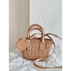 발렌시아가 Balenciaga BISTRO XXS 스트랩 678028 베이지