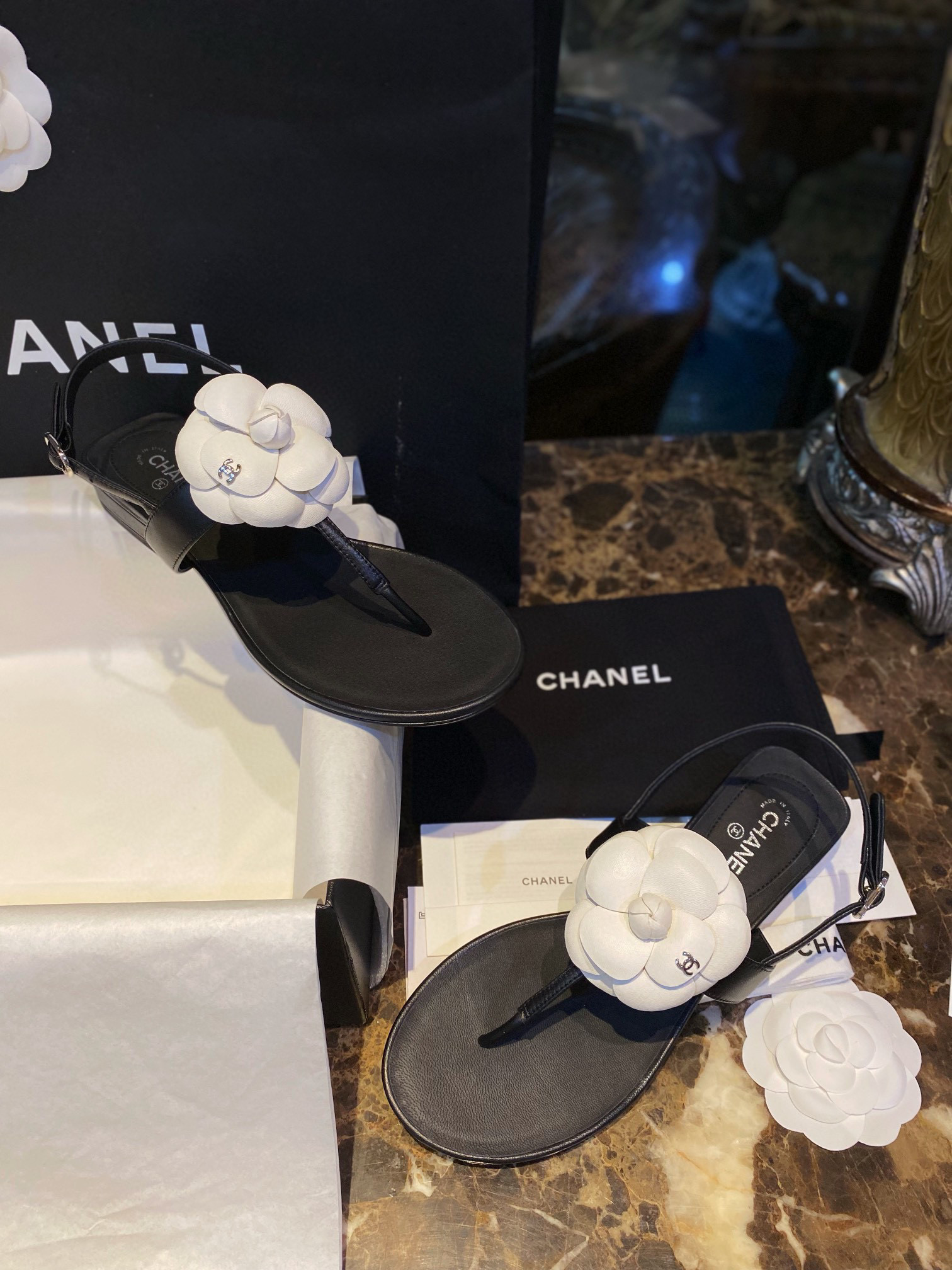 샤넬 CHANEL 샌들