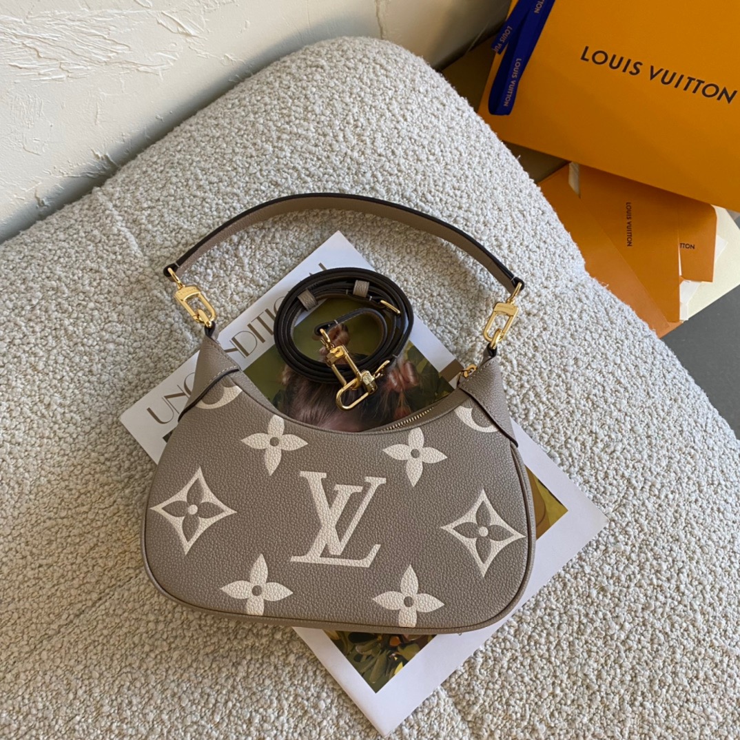 루이비통 Louis Vuitton 46113  숄더백  24CM