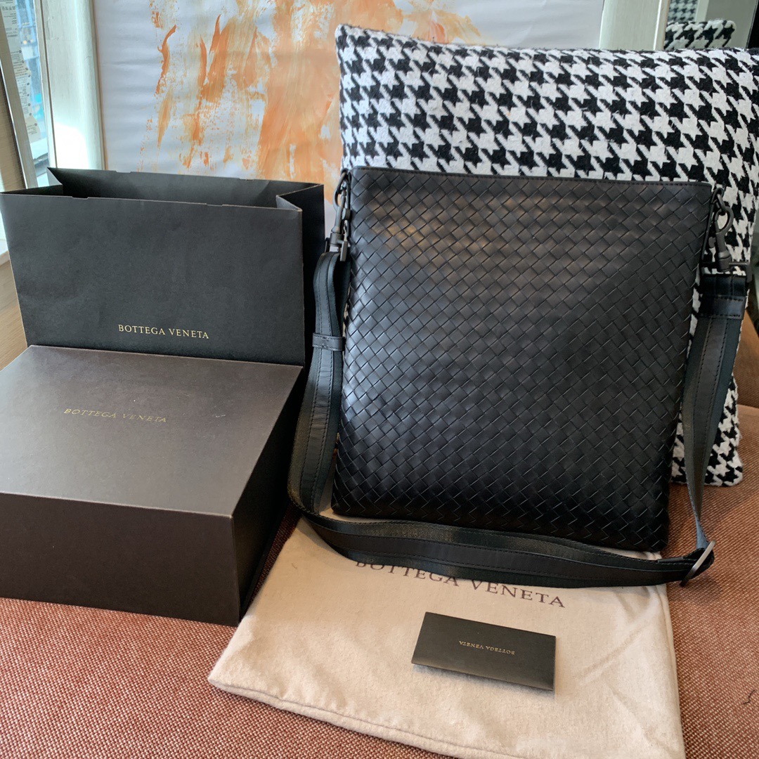 보테가베네타 Bottega Venetta 크로스 백 30CM