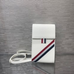 톰브라운 Thom Browne 크로스 백 20CM