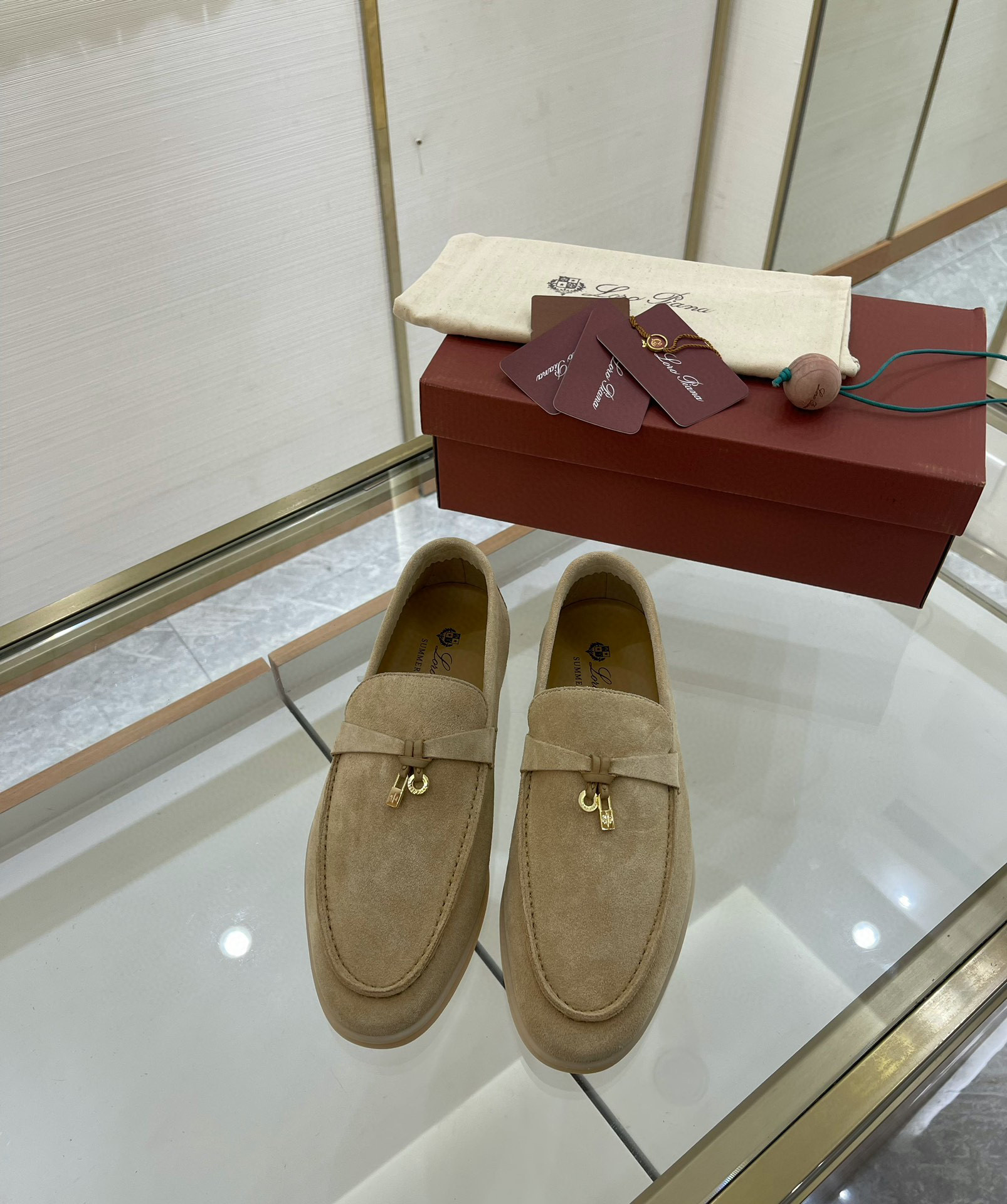 로로피아나 Loro Piana Summer Walk 썸머 워크