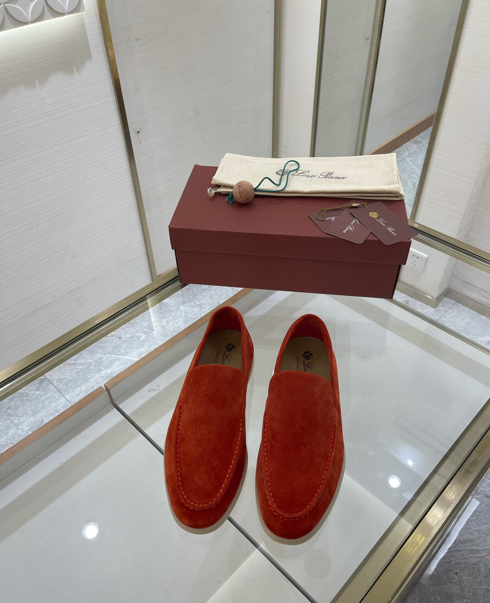 로로피아나 Loro Piana Summer Walk 썸머 워크