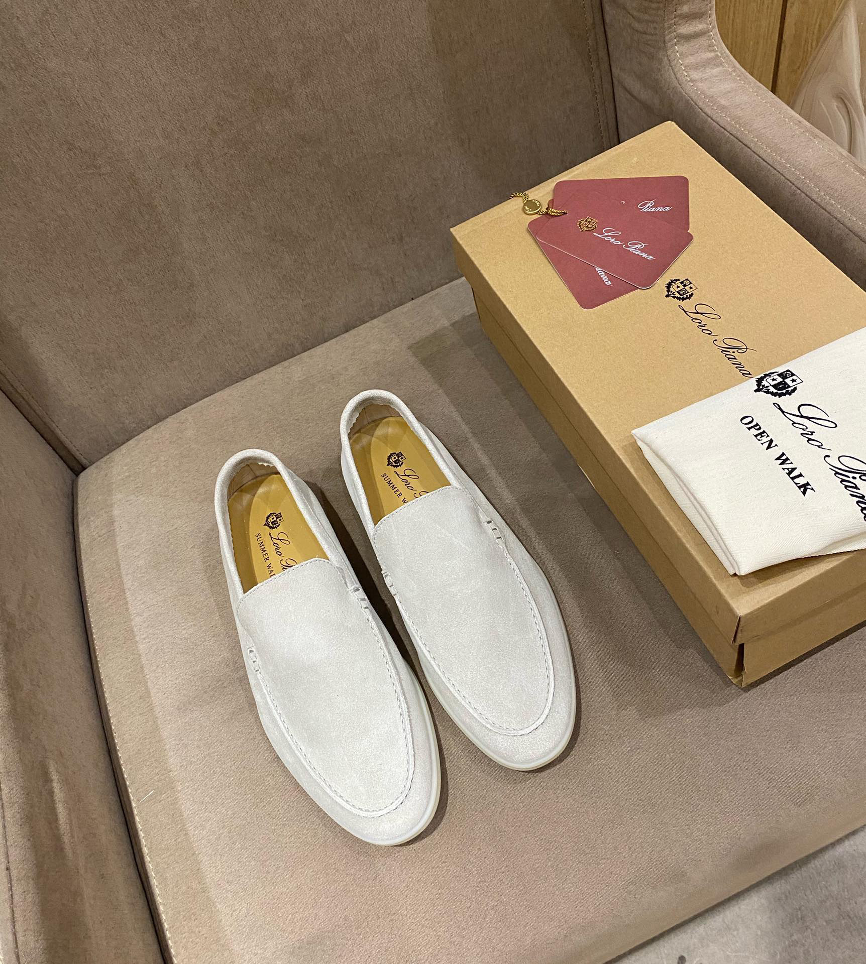 로로피아나 Loro Piana Summer Walk 썸머 워크