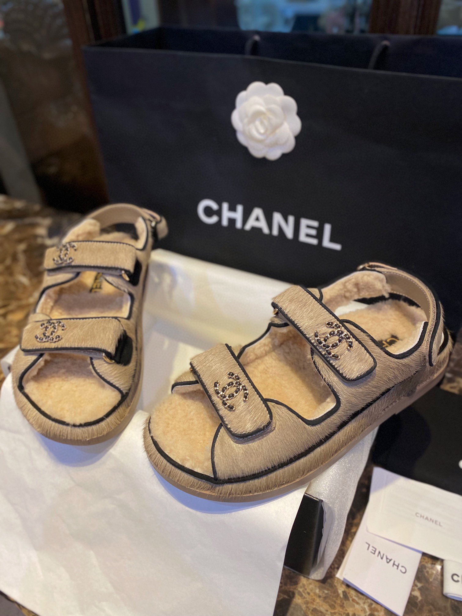 샤넬 CHANEL 샌들