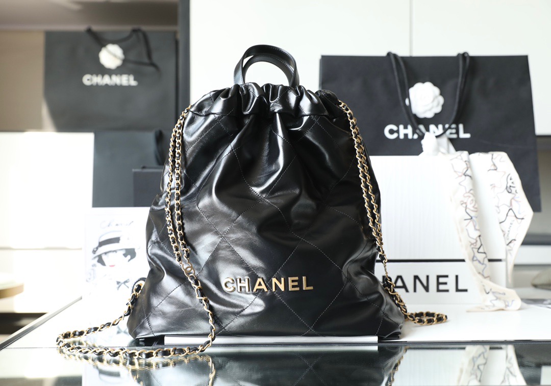 CHANEL 22 백팩 라지 51CM